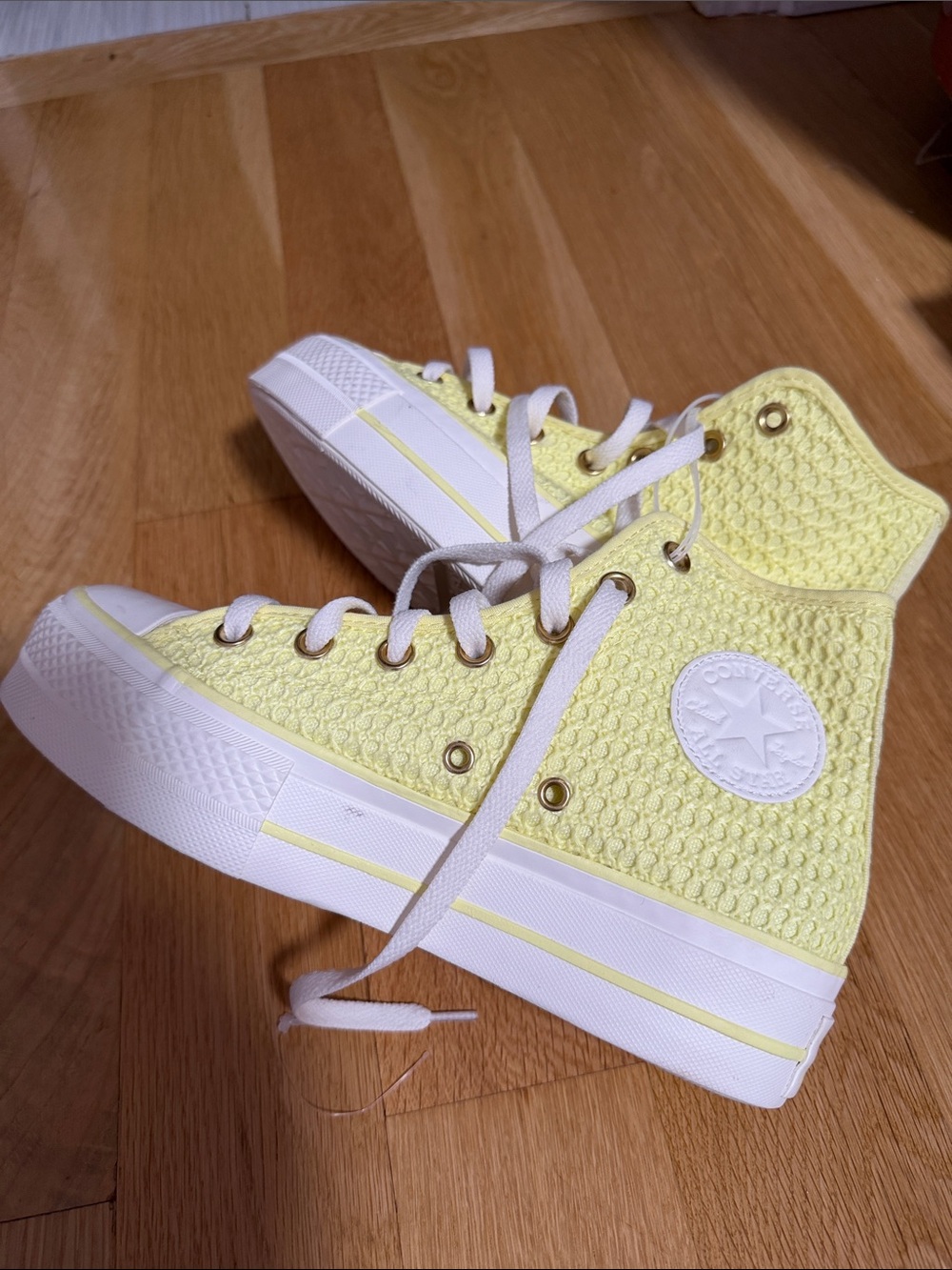 Converse Women High Top Sneakers in Light Yellow